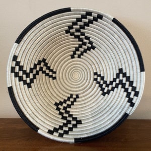 African Wall Basket, Rwanda Basket, Woven Bowl, Natural Sisal Fiber, Dining Centerpiece, Fruit & Bread Bowl, Home Decor, Wall Decor