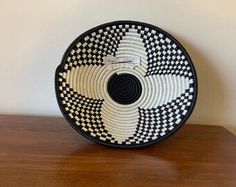 African Wall Basket, Rwanda Basket, Woven Bowl, Natural Sisal Fiber, Dining Centerpiece, Fruit & Bread Bowl, Home Decor, Wall Decor