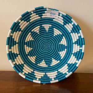 African Wall Basket, Rwanda Basket, Woven Bowl, Natural Sisal Fiber, Dining Centerpiece, Fruit & Bread Bowl, Home Decor, Wall Decor