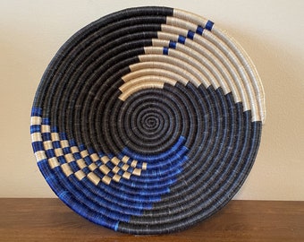 African Wall Basket, Rwanda Basket, Woven Bowl, Natural Sisal Fiber, Dining Centerpiece, Fruit & Bread Bowl, Home Decor, Wall Decor