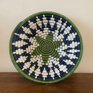 African Wall Basket, Rwanda Basket, Woven Bowl, Natural Sisal Fiber, Dining Centerpiece, Fruit & Bread Bowl, Home Decor, Wall Decor