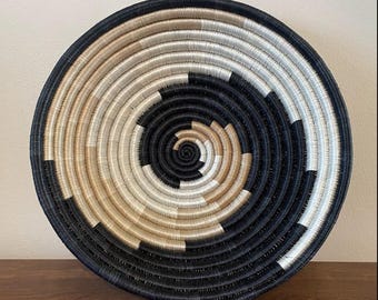 Cestino da parete africano, cestino ruandese, ciotola intrecciata, fibra di sisal naturale, centrotavola da pranzo, ciotola per frutta e pane, arredamento per la casa, arredamento da parete