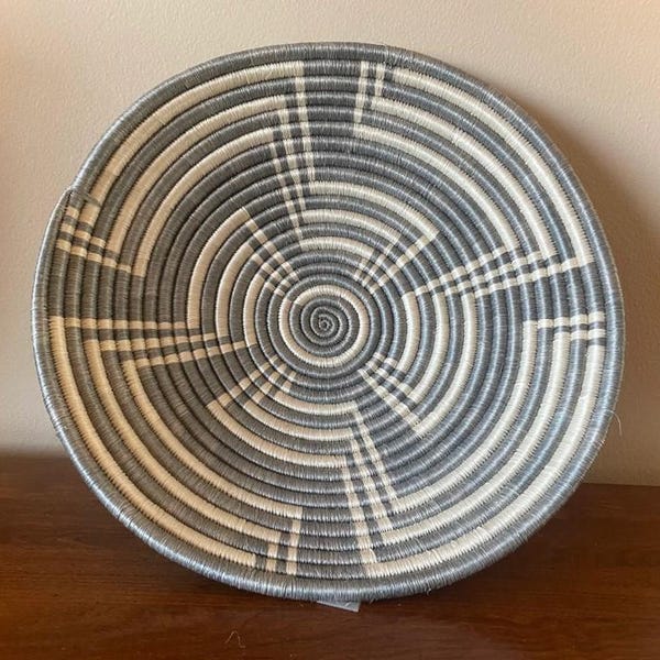 Afrikaanse muurmand, Rwanda-mand, geweven kom, natuurlijke sisalvezel, tafelstuk, fruit- en broodschaal, woondecoratie, wanddecoratie