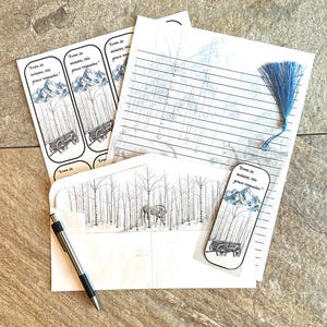 Briefpapier mit Pferdemotiv – Rustikaler Wagen und Berglandschaft | Briefumschlagvorlage, passende Einlegekarte und Lesezeichen