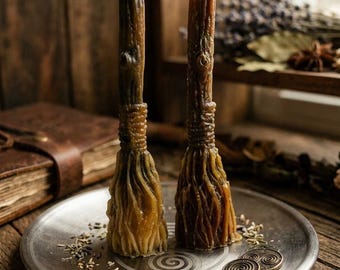 Velas artesanales con forma de escoba ritual – Limpieza espiritual, protección, herramienta para altar wiccano (1 unidad)