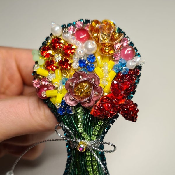 Broche artisanale bouquet de fleur