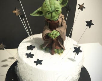 Meister-Yoda-Figur aus Zuckerpaste – handgefertigter Star Wars-Kuchenaufsatz