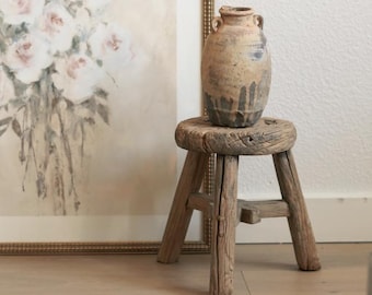 Vintage Rustic Wood Round Mini Stool,Wabi Sabi Farmhouse Bench, Decorative Stool,Wood Pedestal, Rustic Home Decor,Entryway Decor,Round Stool