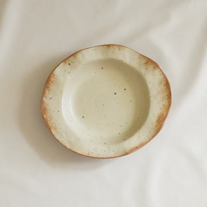Handmade Porcelain Pasta Plate Rustic Wavy-edged Beige image 1