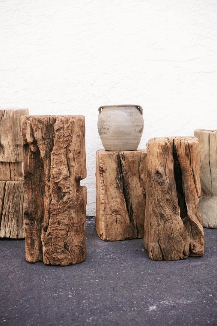 Antique Natural Tree Trunk Stool,Rustic Wood Pedestal Stand,Rustic Wabi-Sabi Accent Furniture,Farmhouse Side Table,Console Entryway Planter
