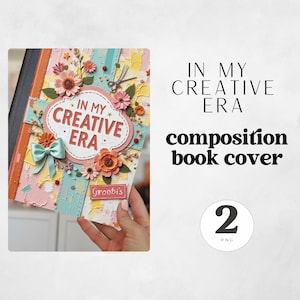 Può includere: Una copertina per quaderno con uno sfondo testurizzato multicolore e strisce verticali in tonalità pastello. Al centro, un'etichetta smerlata riporta il testo "IN MY CREATIVE ERA" in rosso, circondato da fiori di carta, un fiocco azzurro e forbici.