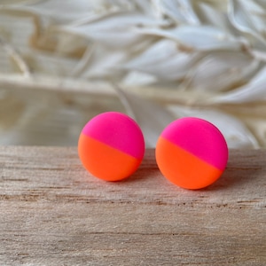 Round stud earrings neon | neon pink | Neon Orange | two-tone earrings | Pink | Orange