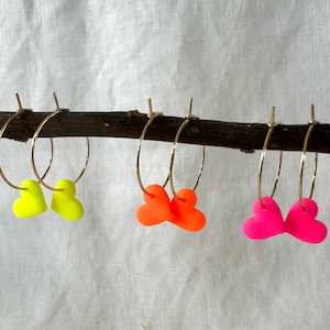 Herz Creolen in Neonfarben | Neon Ohrringe | vergoldete Edelstahl-Creolen | Ohrringe Neon Pink, Neon Orange, Neongelb