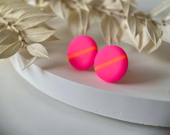 Runde Ohrstecker in Neon Pink mit Streifen in Neon Orange | zweifarbige Ohrringe | Pink | Orange