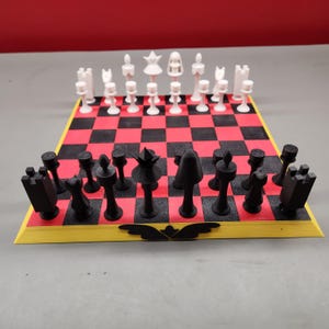 Volles Schachspiel - Code Geass inspiriert - 3 Größen