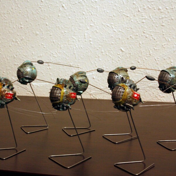 Fallout 3 handmade miniature Enclave eye bot robot model - Made to order