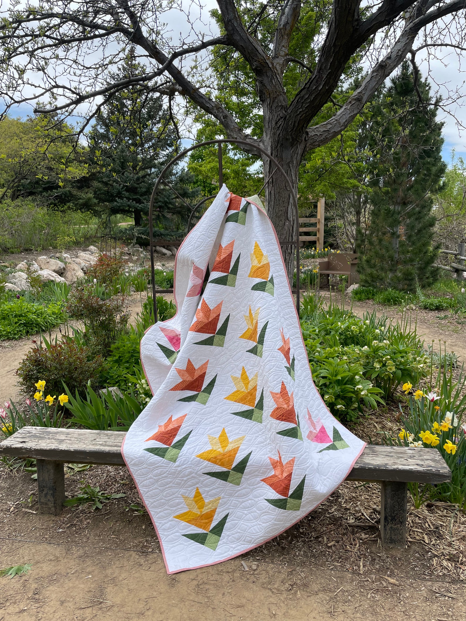 PDF Lilies on Parade Quilt Pattern - Table Runner, Baby, Throw and ...
