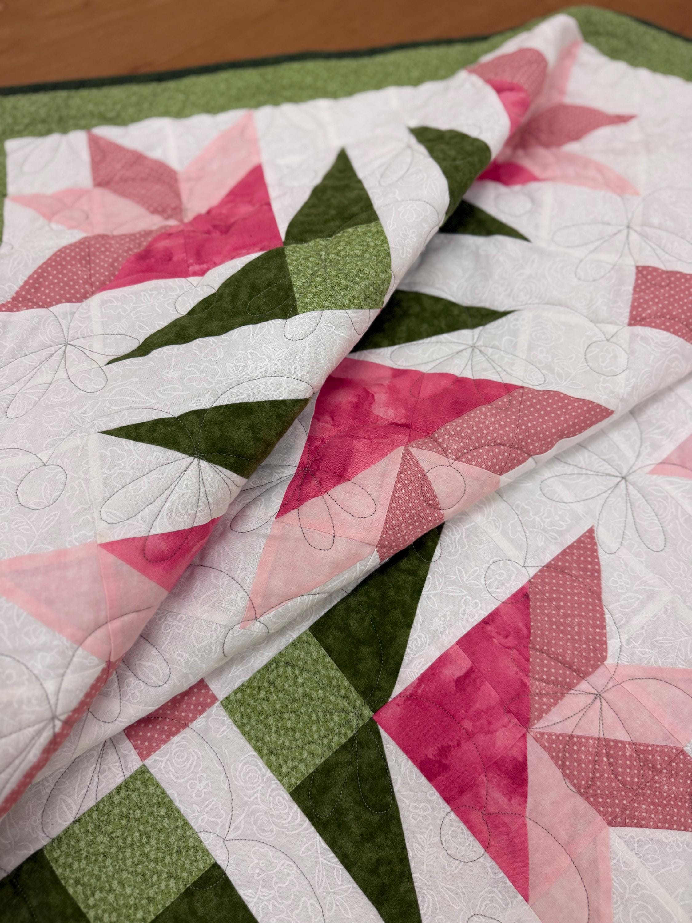 Printed Dancing Lilies Quilt Pattern - Mini, Baby, Throw, and Queen ...
