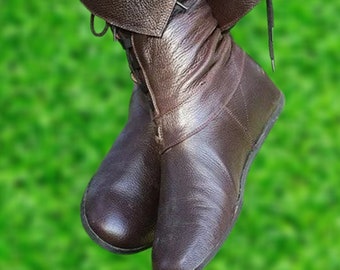 Botas de hombre cosplay medievales / Botas steampunk renacentistas / Botas de caballero gótico para hombre / Zapatos pirata de caballero con cordones / Zapatos medievales