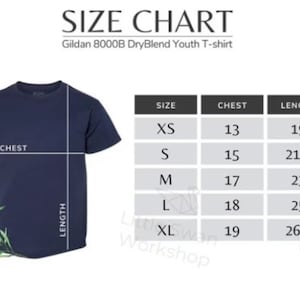 Puede incluir: Camiseta juvenil azul marino Gildan 8000B DryBlend con una tabla de tallas. La tabla enumera las tallas XS a XL, con medidas de pecho de 33 a 48 cm y largos de 48 a 67 cm. El texto "SIZE CHART" est&aacute; en la parte superior.
