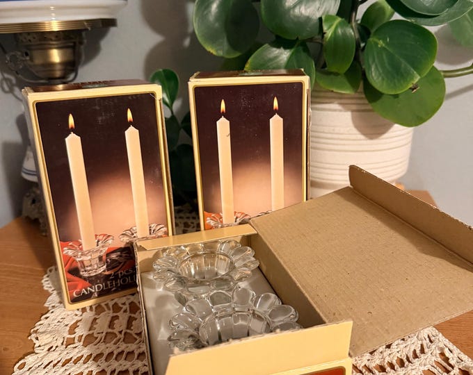 Vintage Borgonovo Queen Candle Holders Set of 2 Made in Italy Original Box NOS