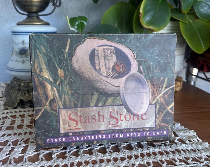 Vintage Stash Stone Hidden Key Rock Hide A Key Concrete Secret Safe w/ Box