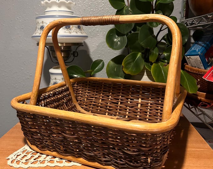 Vintage French Style Handwoven Harvest Wicker Basket W/Bamboo Handle