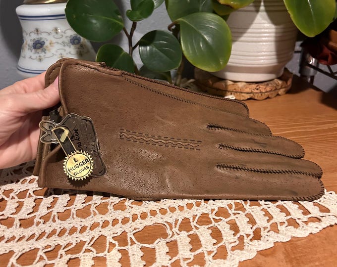 Vintage Hugger Deerskin Leather Gloves NOS Size L. Still Has Tags