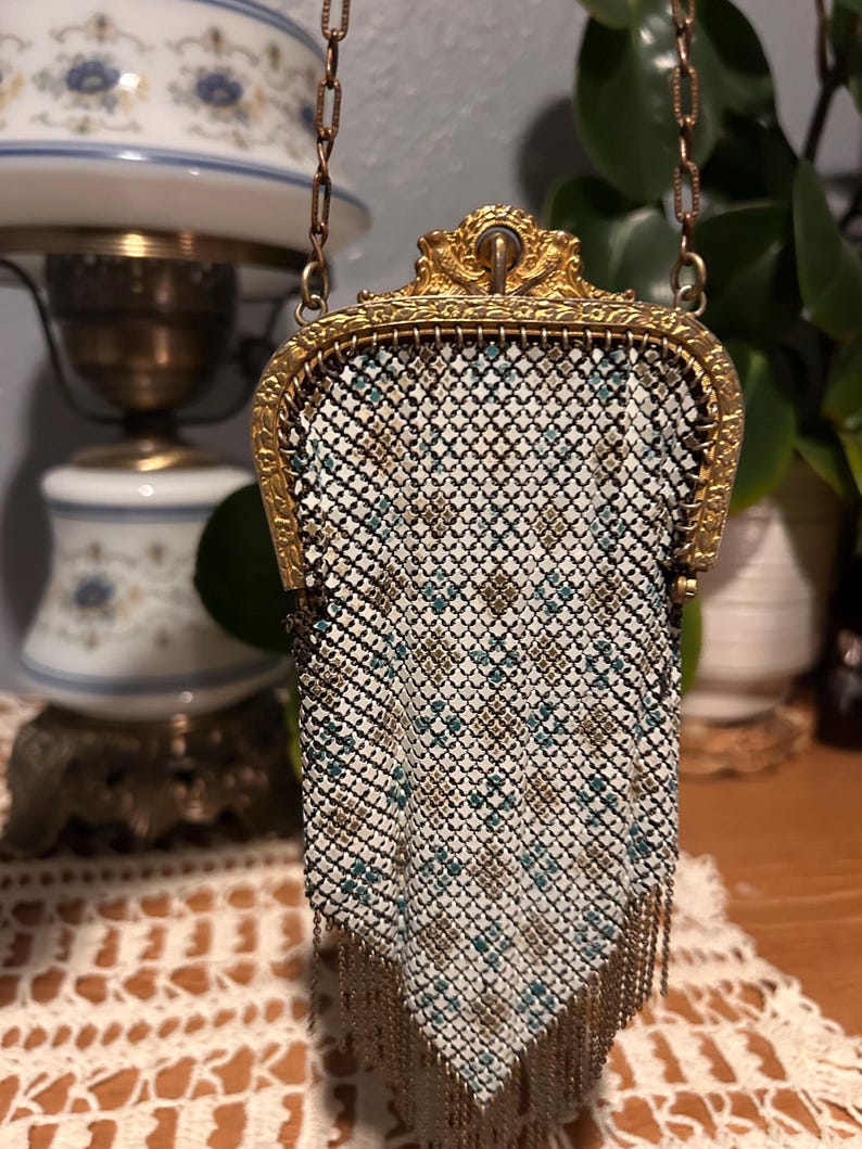 Antique Mandalian Enamel Painted Mesh Art Deco Purse With Liner. 1920s Flapper Style image 2