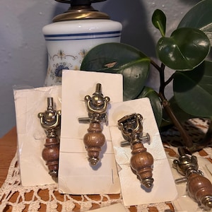 Vintage Oak Brass Drawer Pulls Set of 15 | New Old Stock Cabinet Hardware | Antique Furniture Restoration Hardware | Farmhouse Cottage Decor