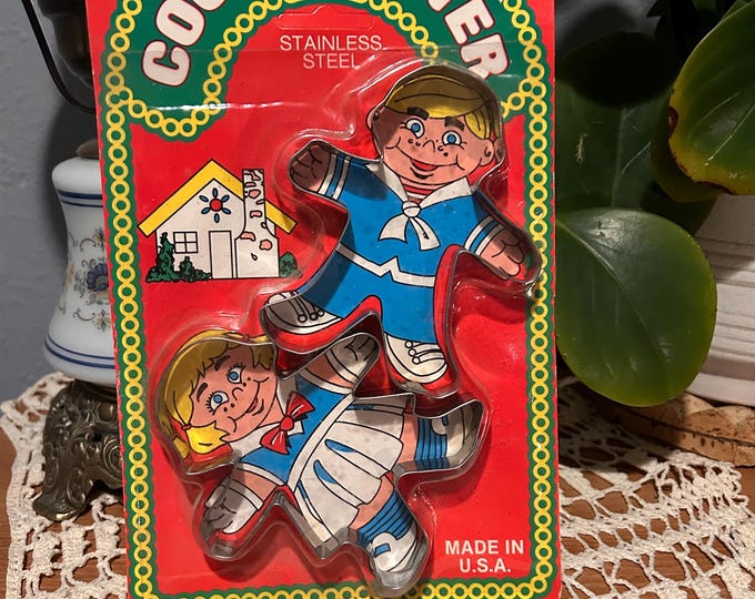 Vintage Cookie Cutters Gingerbread Boy & Girl Capers Metal Stainless USA NOS