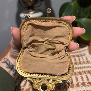 Antique Mandalian Enamel Painted Mesh Art Deco Purse With Liner. 1920s Flapper Style image 10