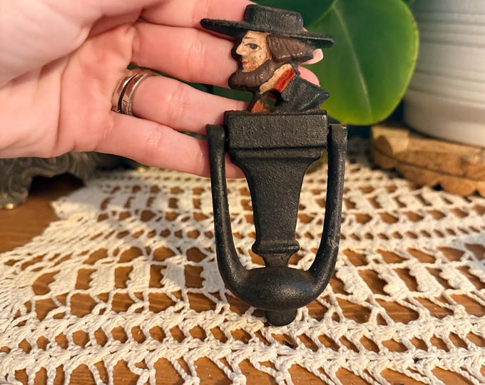 Vintage Cast Iron Amish Man Door Knocker – Pennsylvania Dutch Folk Art