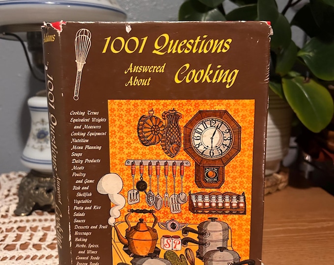 Vintage Cookbook: 1001 Questions Answered About Cooking, Charlotte Adams Mid-Century Guide