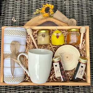 Honey Tea Set/Self Care Gift Box/Care Package/ Tea Gift /Sympathy gift/ Classy Gift Basket for Women and Men/Birthday Giftbox /Mothers Day