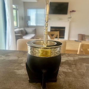 アルゼンチン国旗とプレミアムボンビリャをあしらったステンレススチール製マテ茶（特別価格）