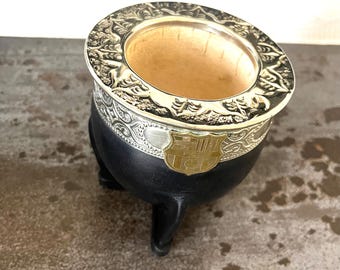 FC Barcelona Mate Cup: Handcrafted Leather-Wrapped Calabash Gourd and Bombilla