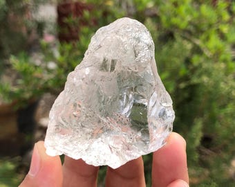 480 Carat Natural Facet Grade Clear Quartz etched crystal from Skardu, Pakistan. Quartz Crystal, Clear Quartz, Quartz for cutting.