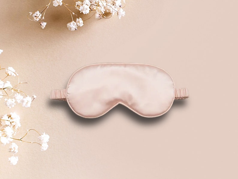 Masque de Sommeil en Satin Luxe Personnalisation Élégante pour un Sommeil Profond et Réparateur image 5