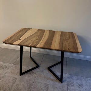 Extendable Dining Table in Solid Walnut wood 47/67 × 31 inches  - Seats 6-8, Kitchen Table