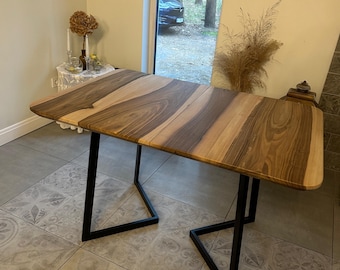 Handmade Solid Walnut Extendable Table: Modern Dining Table for Family Gatherings