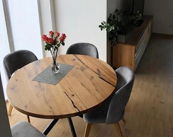 Extendable Dining Table in Solid Oak, Unique Design Table with leaves , Seats 4-10