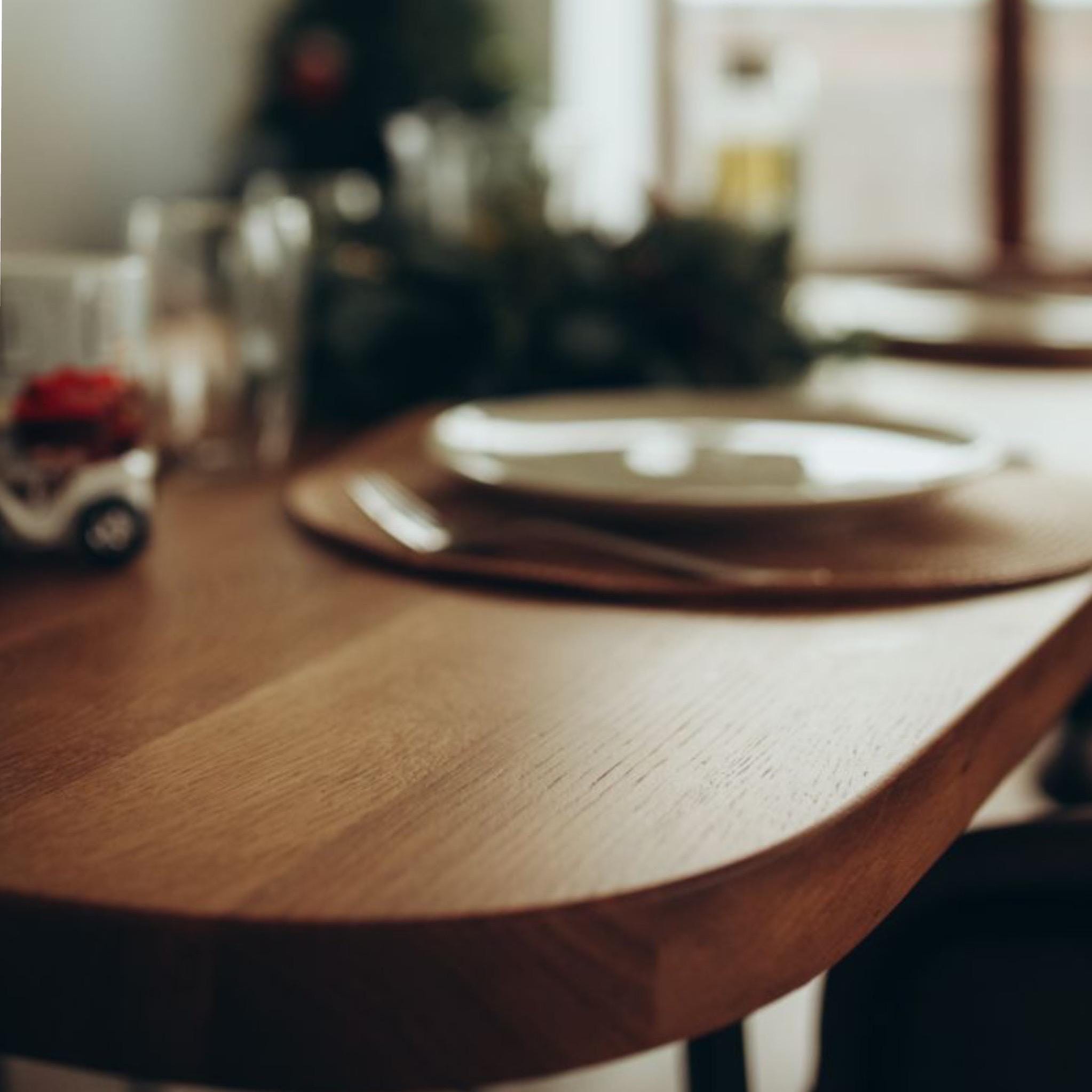 Extendable Dining Table in Solid European Oak Wood With Leaves - Seats ...