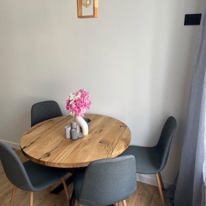 Extendable dining table, table with leaves, round oak table, solid wood table, table for a small apartment