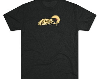 Camiseta Cicada - Camiseta Tri-Blend Crew Unissex - Disponível em Preto, Macchiato, Verde Militar, Royal, Indigo e Azul-marinho
