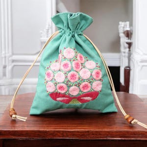 Embroidered bag,Embroidery Design ,Kit Hand Embroidery, Floral embroidered bag Embroidery tote bag, Canvas bag embroidey kit