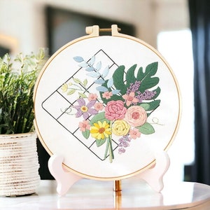 Kit de diseño de bordado de flores, Bordado a mano, Kits de costura, Kit de arte de bordado, Punto de cruz, Diseños de bordado de flores, Cara de unicornio