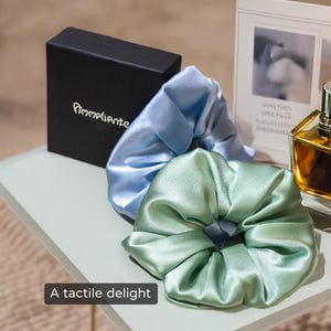 JUMBO 100% Mulberry Silk Scrunchie 30momme with Gift Box – 5cm Thick Hair Tie, Soft & Gentle, 2 Colors Available