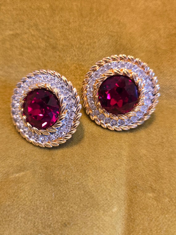 Vintage Glam Swarovski Signed SAL Clip On Earrings