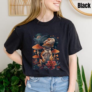 Traditional Bearded Dragon Shirt, Bearded Dragon Lover Pet Gift, Floral Bearded Dragon Tshirt For Mother&#39;s Day Birthday Gift Ideas For Her